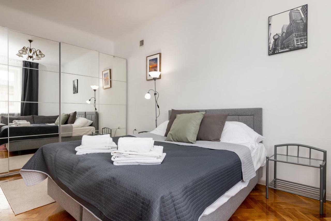 City Centre Apartment Varsovia Exterior foto